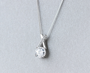 S925 Silver Pendant South Korea female wind Mori sweet short chain cross diamond necklace collar female D1513