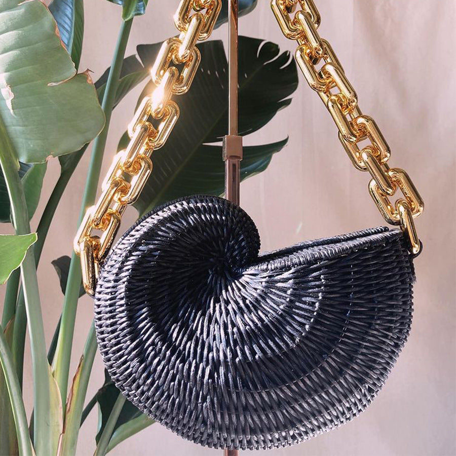 Shell Shaped Rattan Personalized Chain Shoulder Bag